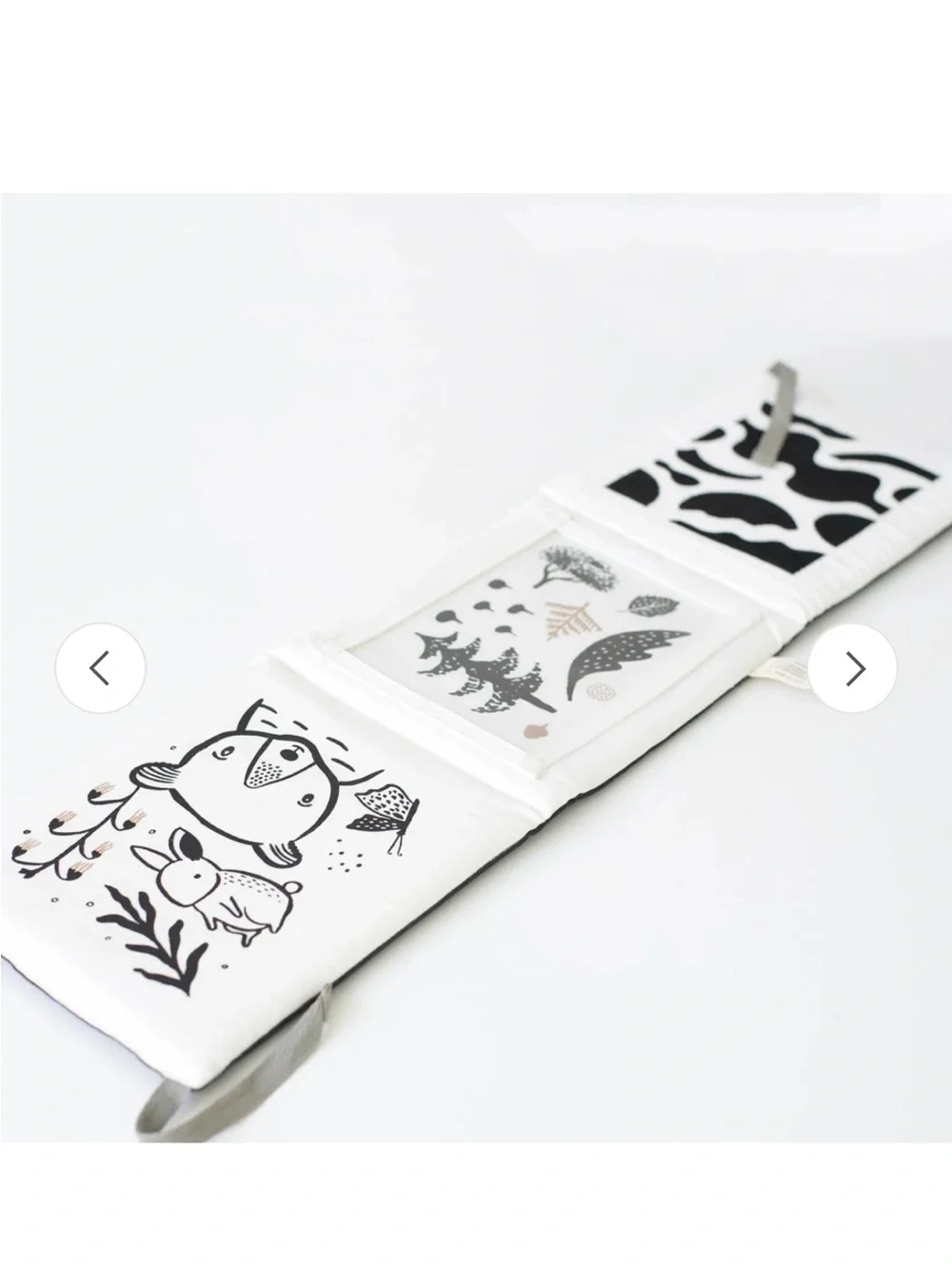 Wee Gallery Baby Tummy Time High Contrast with Slots for cards or pictures